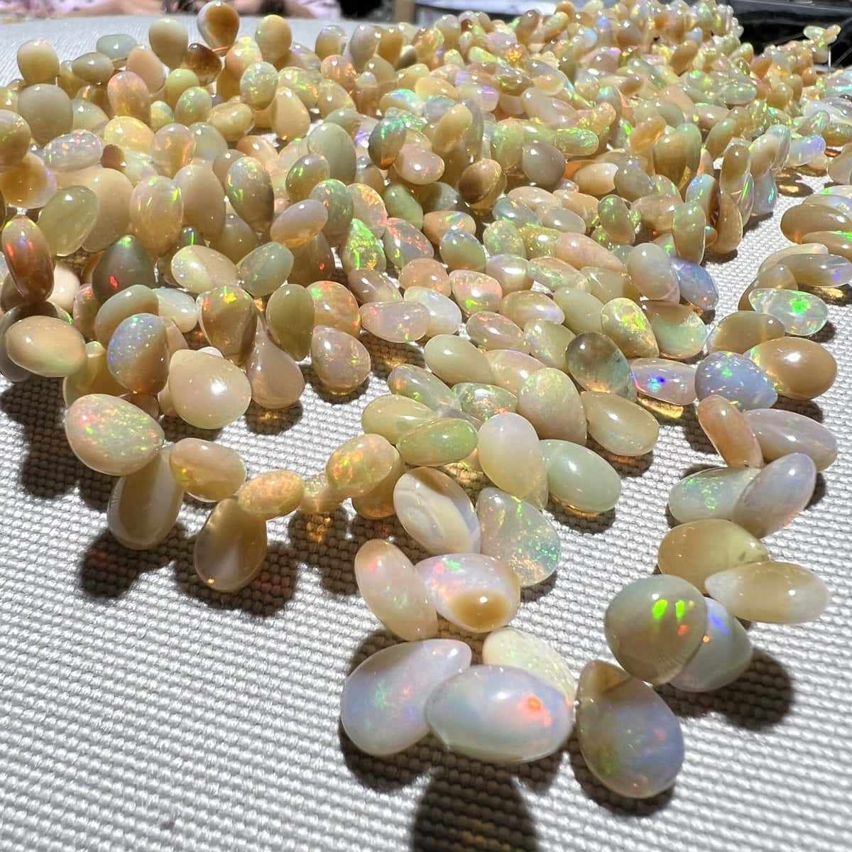 Sirag briolete opal etiopian de foc 5-8mm culoare 1 40cm